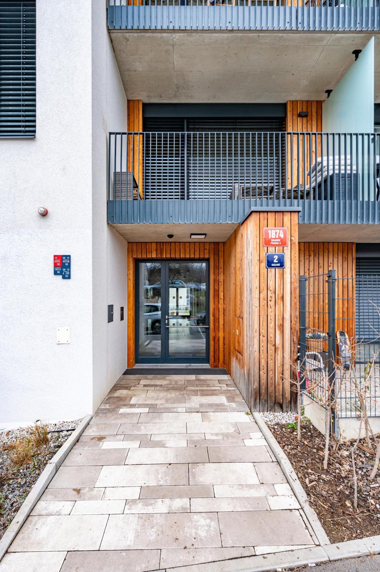 Prague Days - Studio - Terrace - Private Parking المظهر الخارجي الصورة